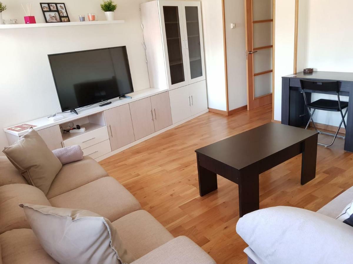 Apartamento Las Navas Las Navas del Marqués Dış mekan fotoğraf